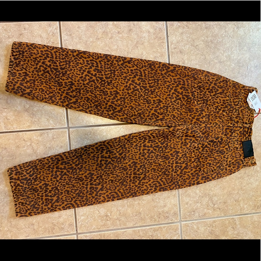 BDG Urban Outfitters Leopard Corduroy Baggy Boyfriend Jeans SIZE: W28 L32 - Picture 9 of 11